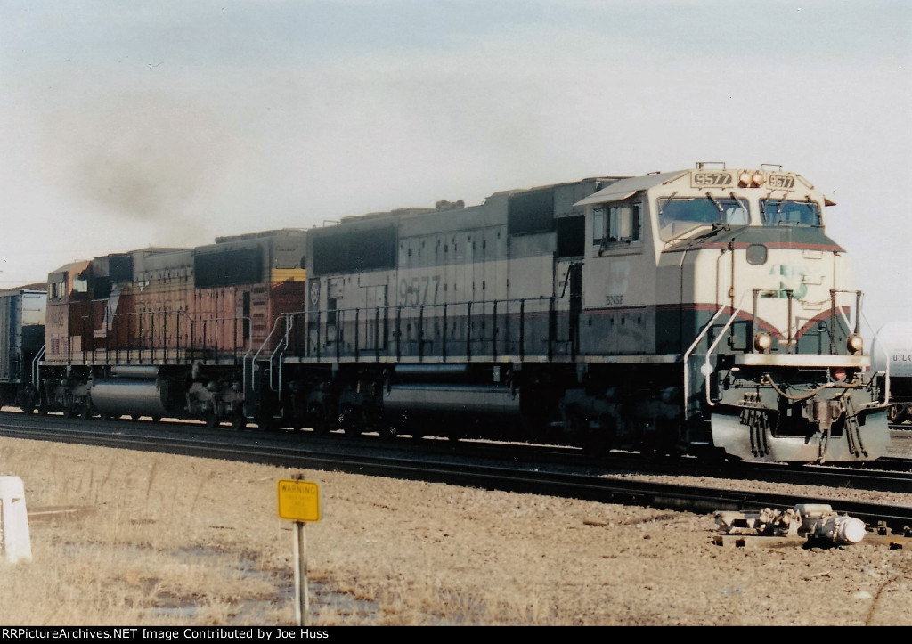 BNSF 9577 East